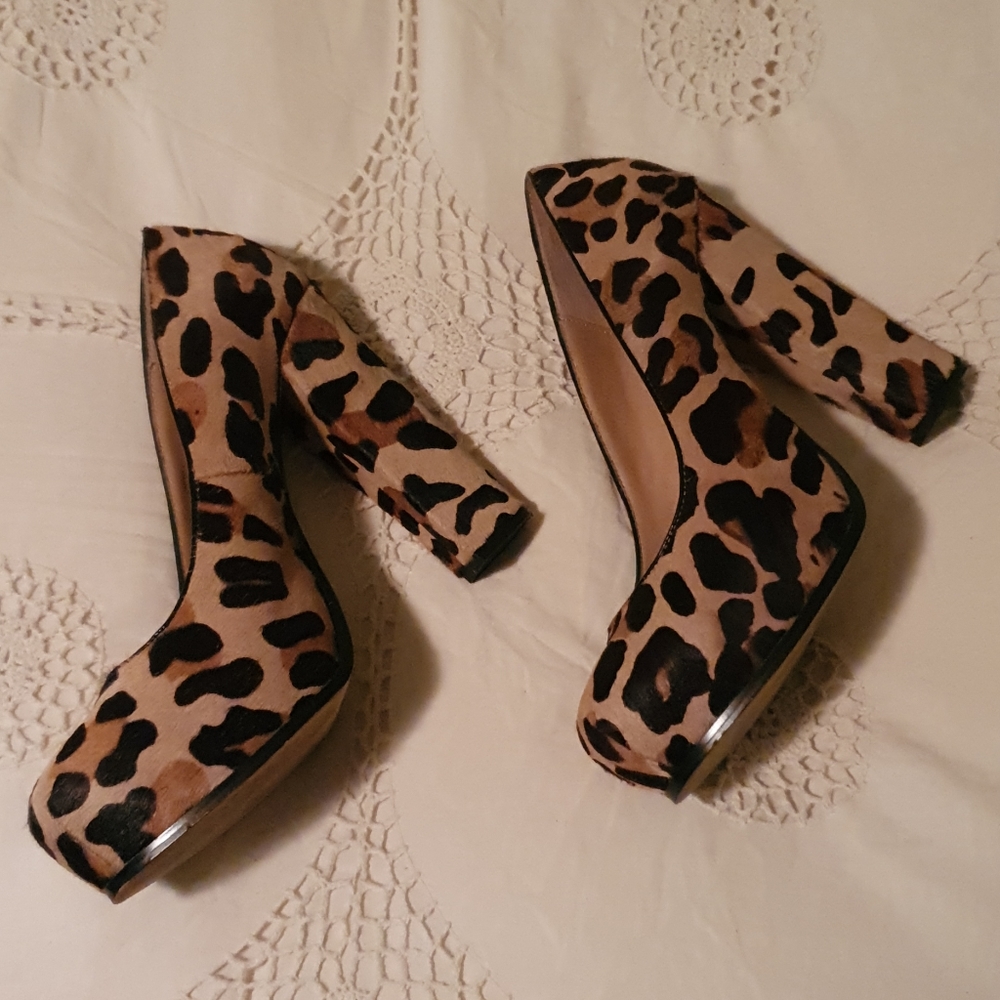 Steve Madden Cheetah Pumps Size 8.5